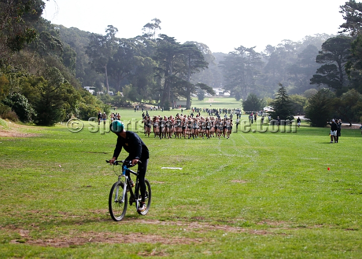 2014USFXC-030.JPG - August 30, 2014; San Francisco, CA, USA; The University of San Francisco cross country invitational at Golden Gate Park.